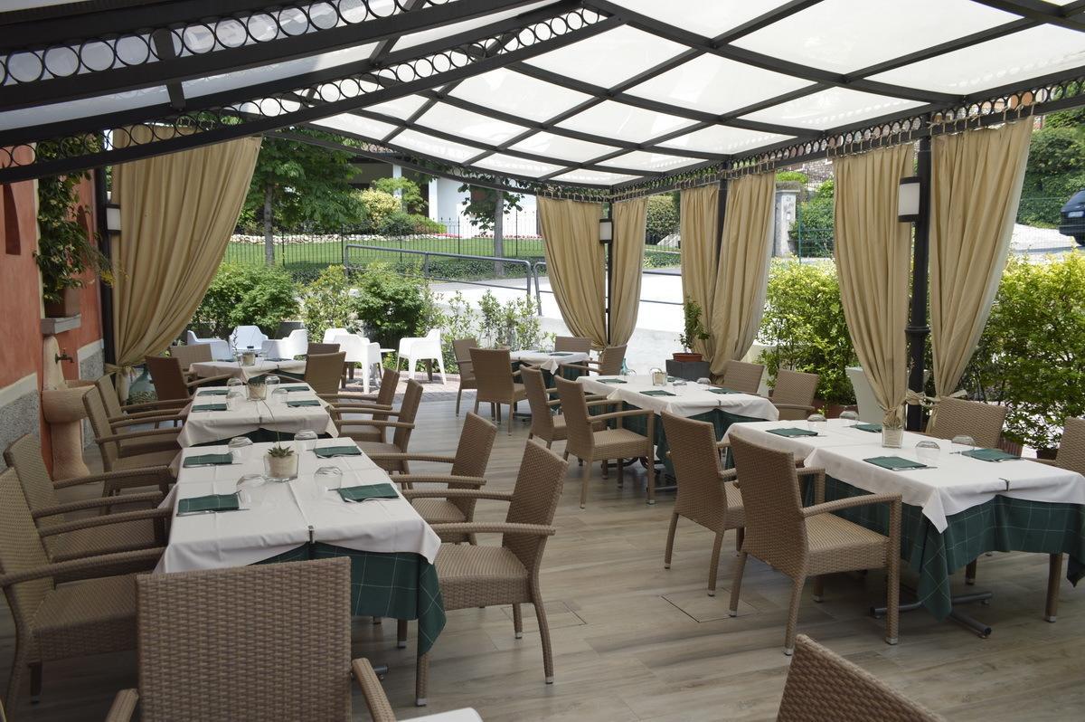 Hotel La Valle Volta Mantovana Extérieur photo