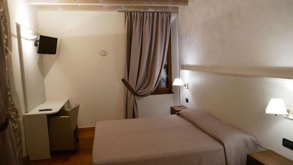 Hotel La Valle Volta Mantovana Extérieur photo