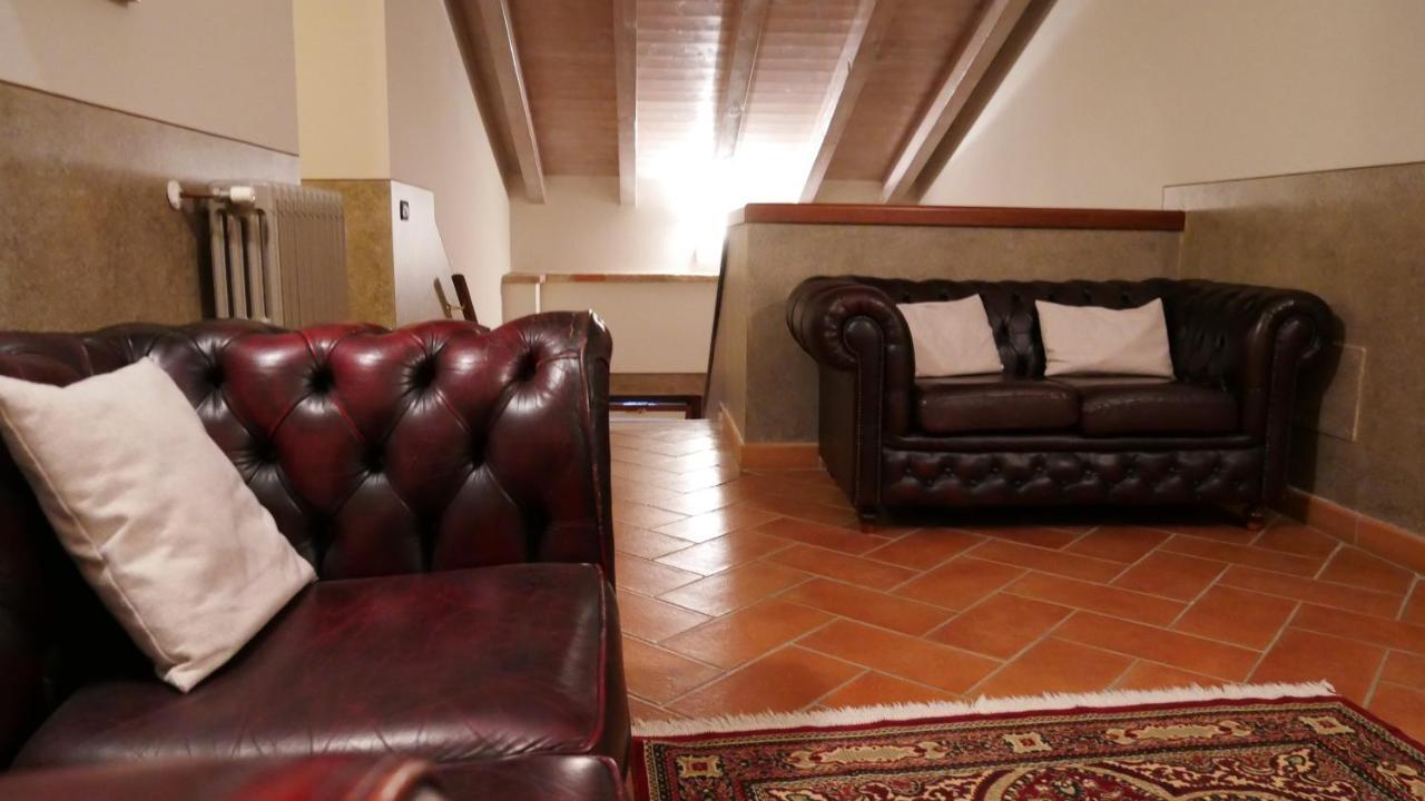 Hotel La Valle Volta Mantovana Extérieur photo